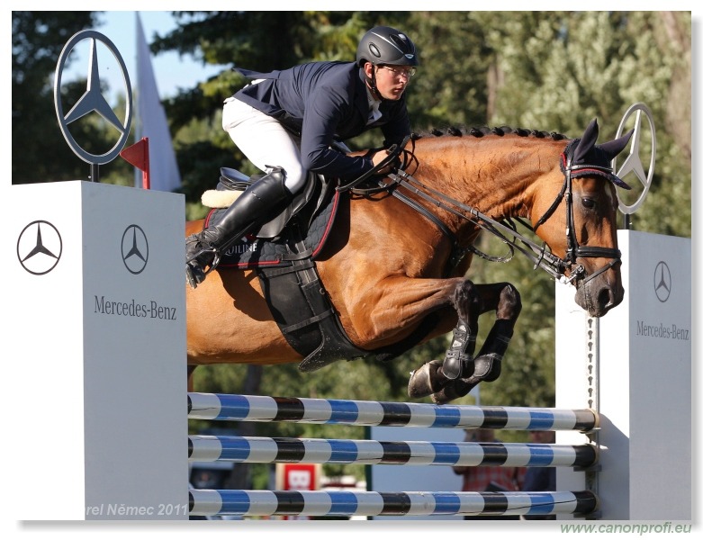 Six Bar Competition