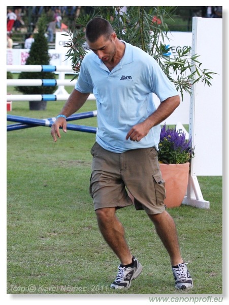 Jumping mimo programu