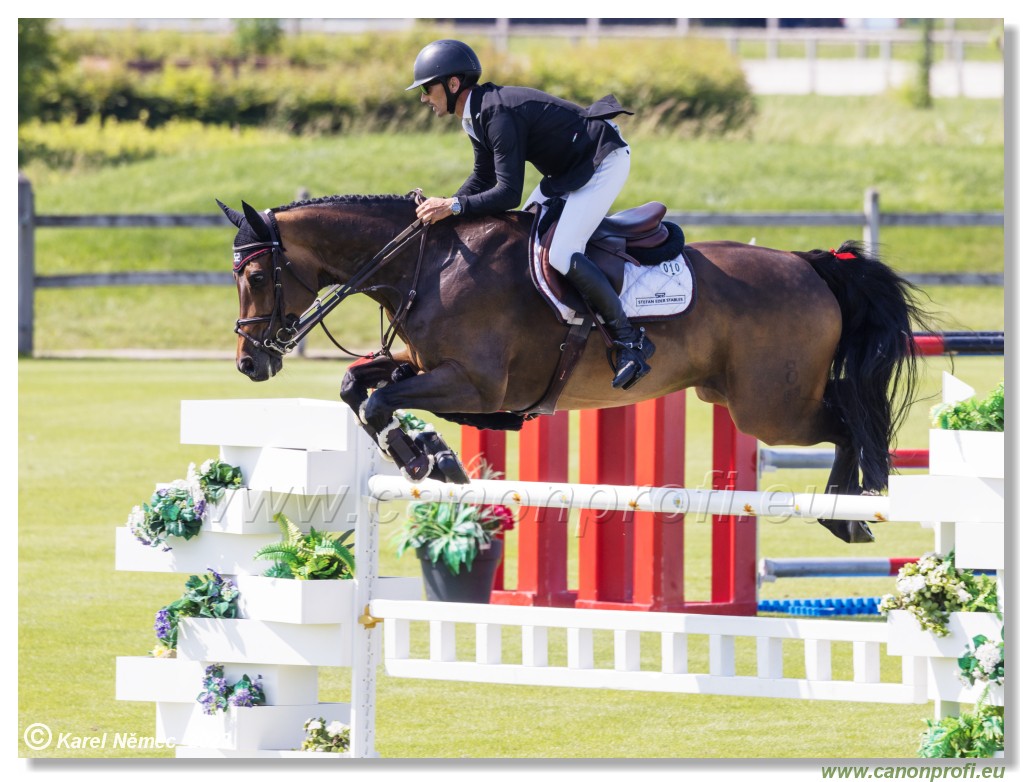 CSI 2*- Gold Tour Final � Grand Prix - 145 cm