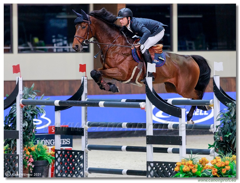 �amor�n - CSI5* LONGINES GCL Round 1 - 1.55m