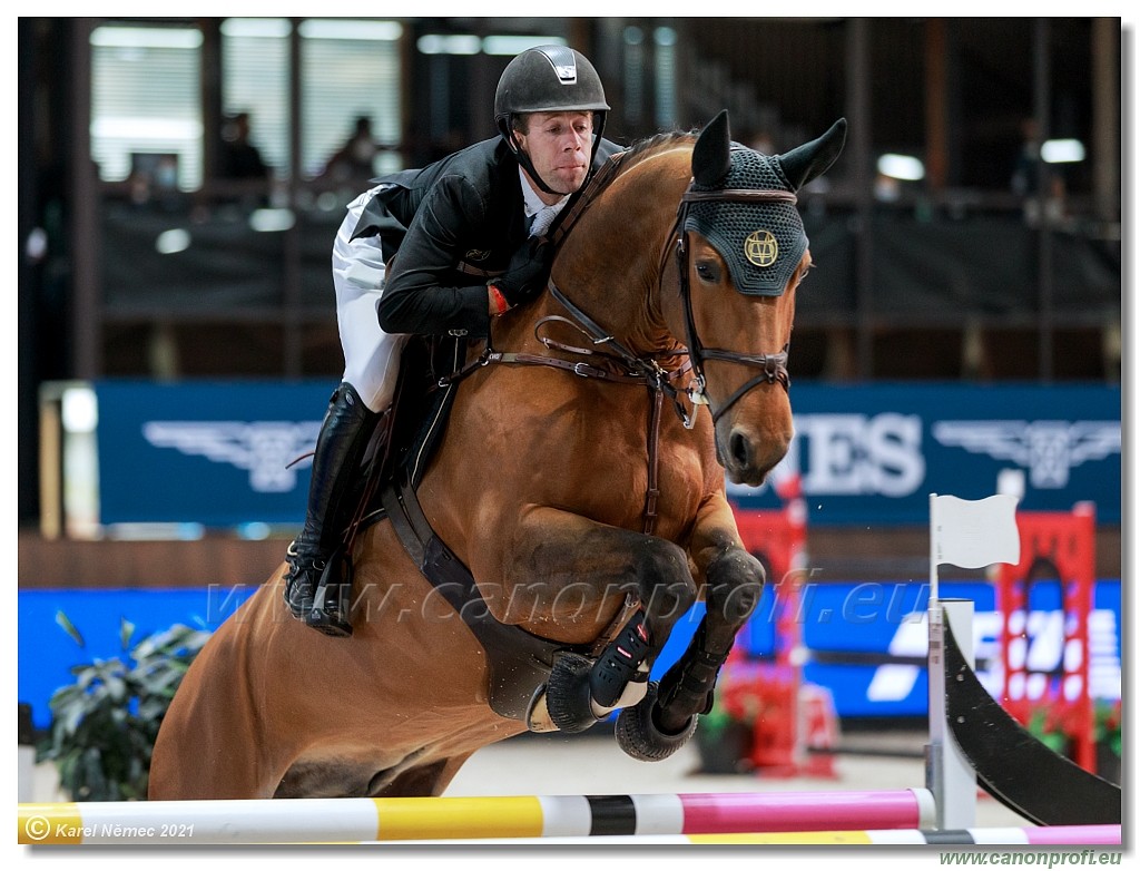 �amor�n - CSI5* LONGINES GCL Round 2 - 1.55m