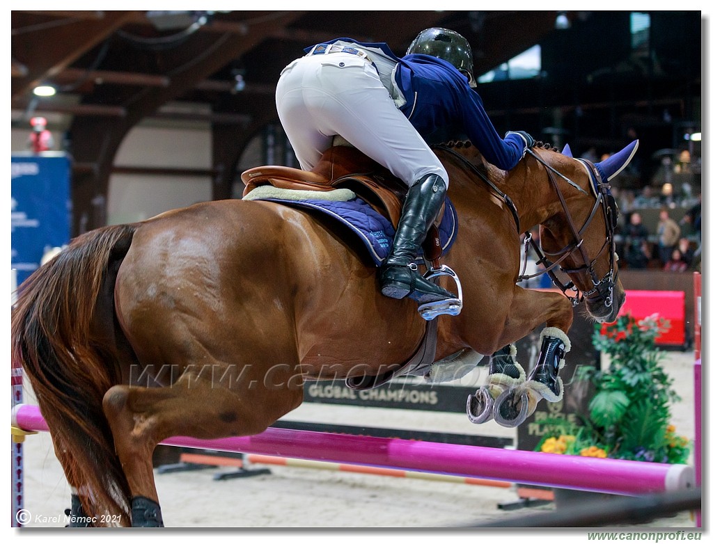 �amor�n - CSI5* LONGINES GCL Round 2 - 1.55m