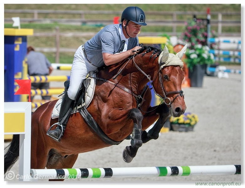 �amor�n - 27. j�na 2014