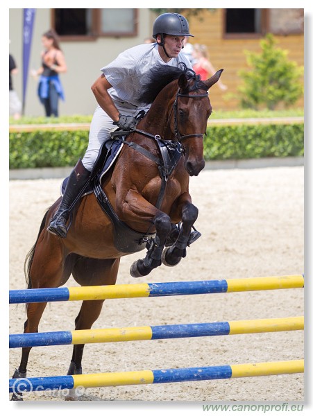 Poh�r n�rodov - Pezinok