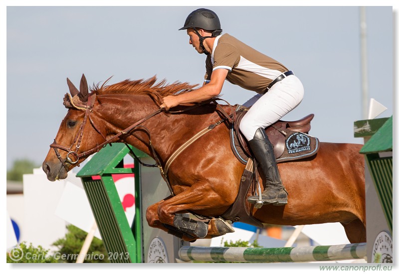 Poh�r n�rodov - Pezinok