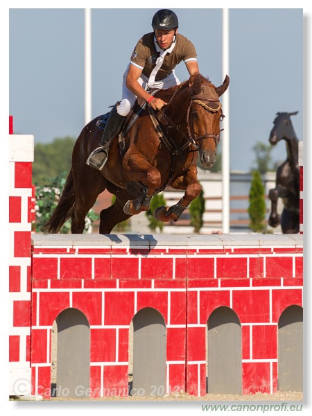 Poh�r n�rodov - Pezinok