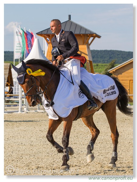 Poh�r n�rodov - Pezinok