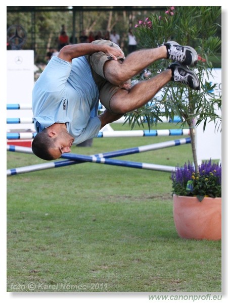 Jumping mimo programu