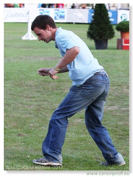 Jumping mimo programu