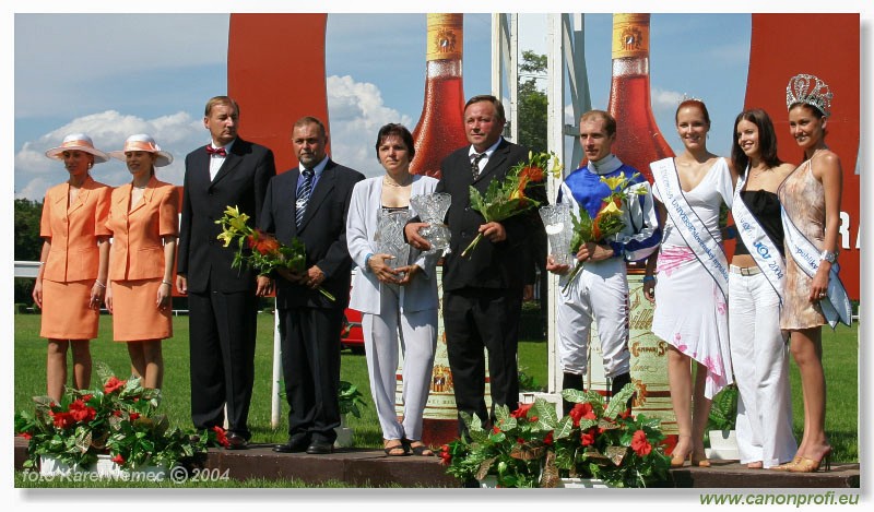 Bratislava - 18. jla 2004