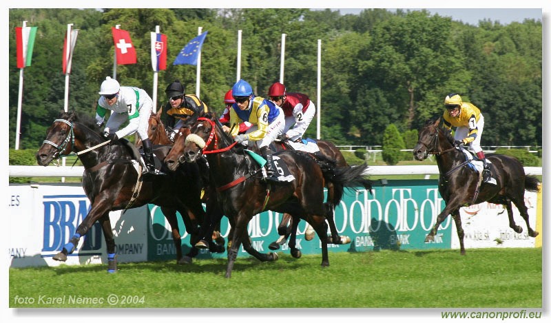Bratislava - 18. jla 2004