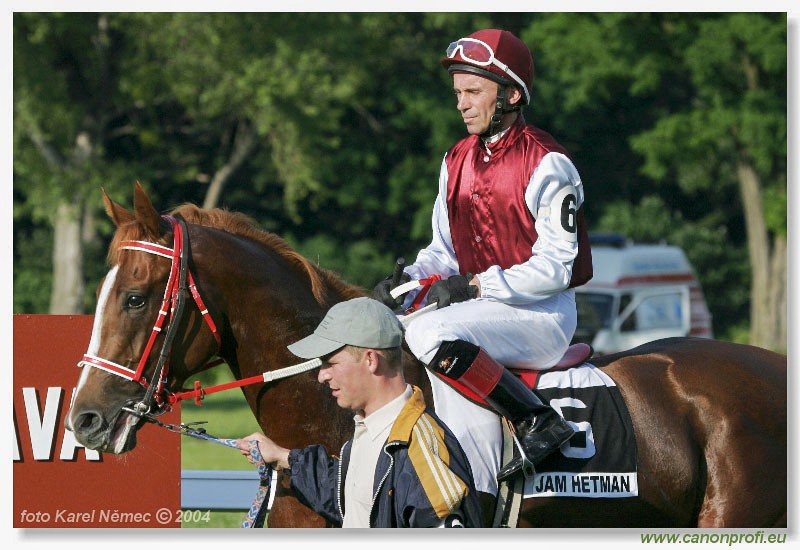 Bratislava - 18. jla 2004