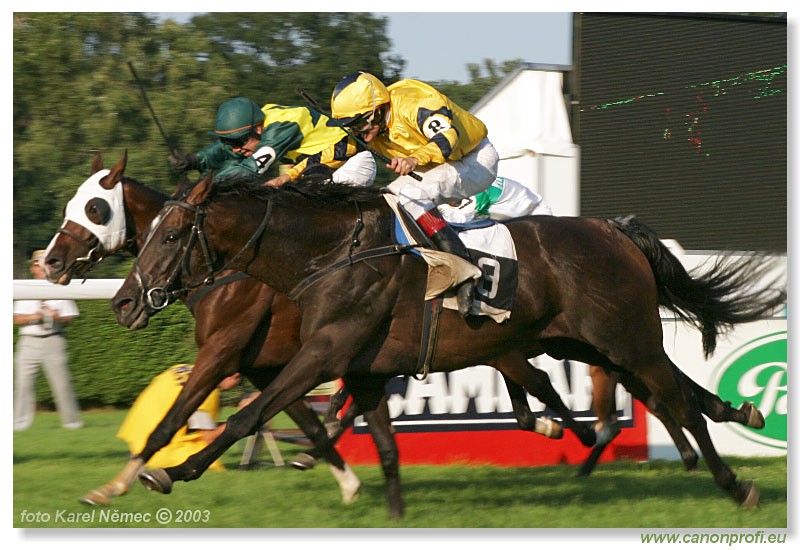 Bratislava - 20. jla 2003
