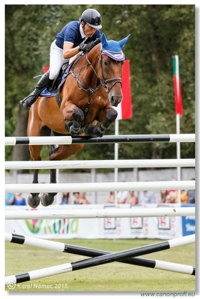 Six Bar Competition