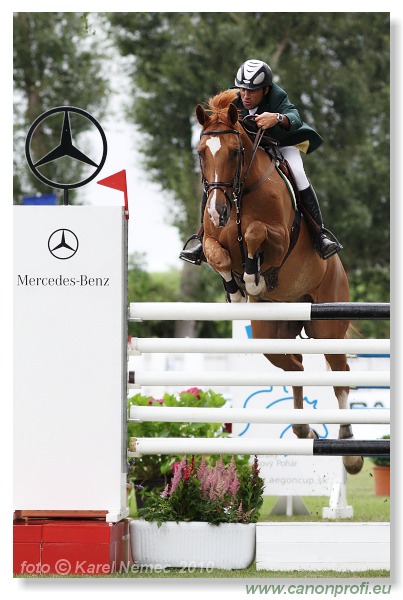Six Bar Competition