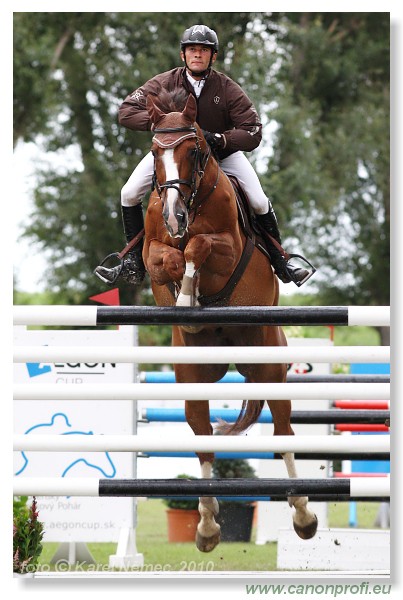 Six Bar Competition