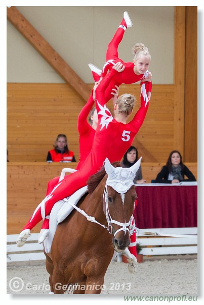 Voltíž - Vaulting 2013