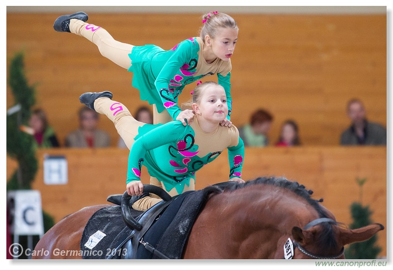 Voltíž - Vaulting 2013