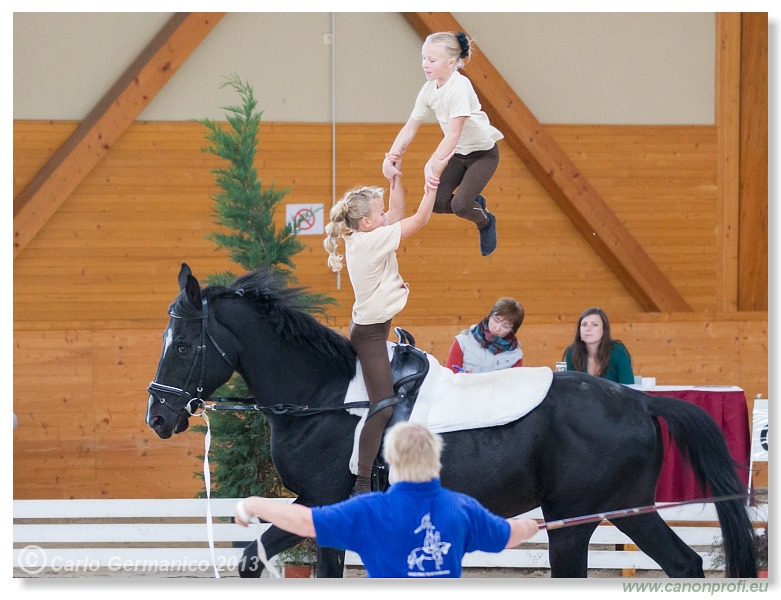 Voltíž - Vaulting 2013
