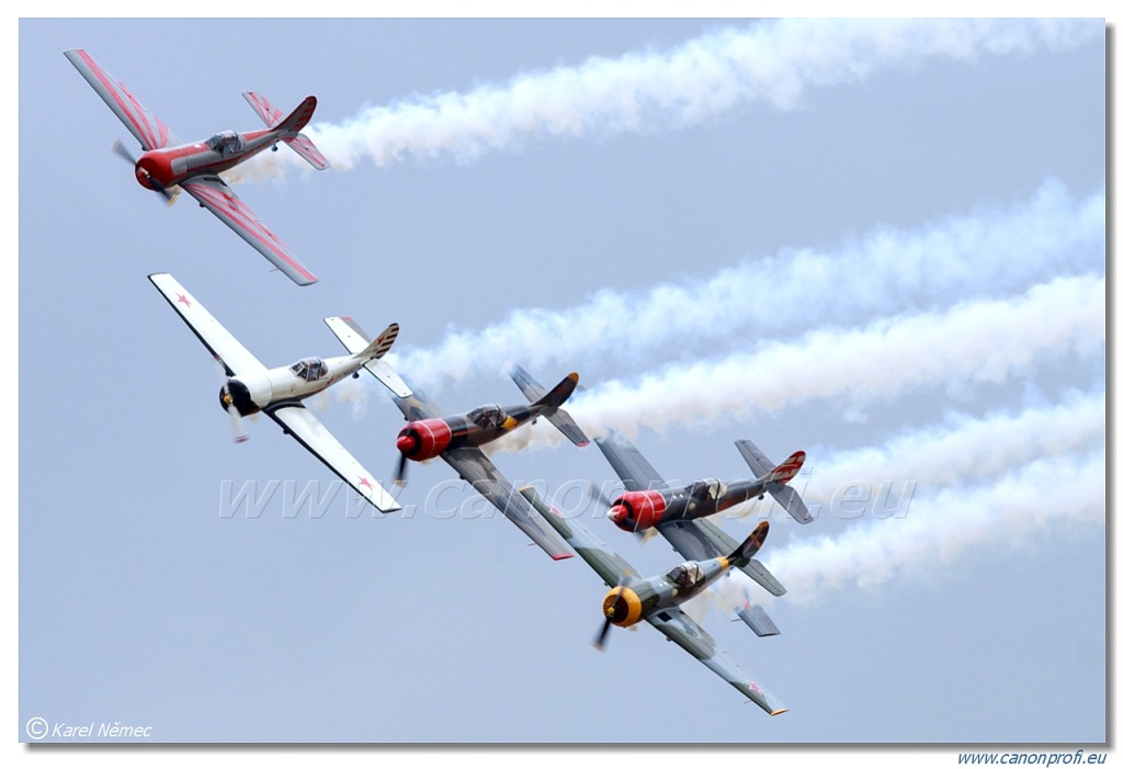 Aerostars Formation Aerobatic Team - 6x Yakovlev Yak-52 TW