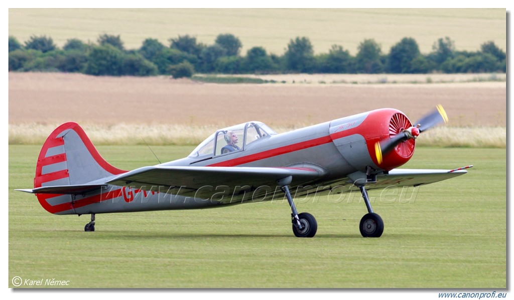 Aerostars Formation Aerobatic Team - 6x Yakovlev Yak-52 TW