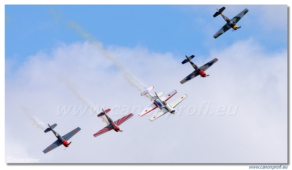 Aerostars Formation Aerobatic Team - 6x Yakovlev Yak-52 TW