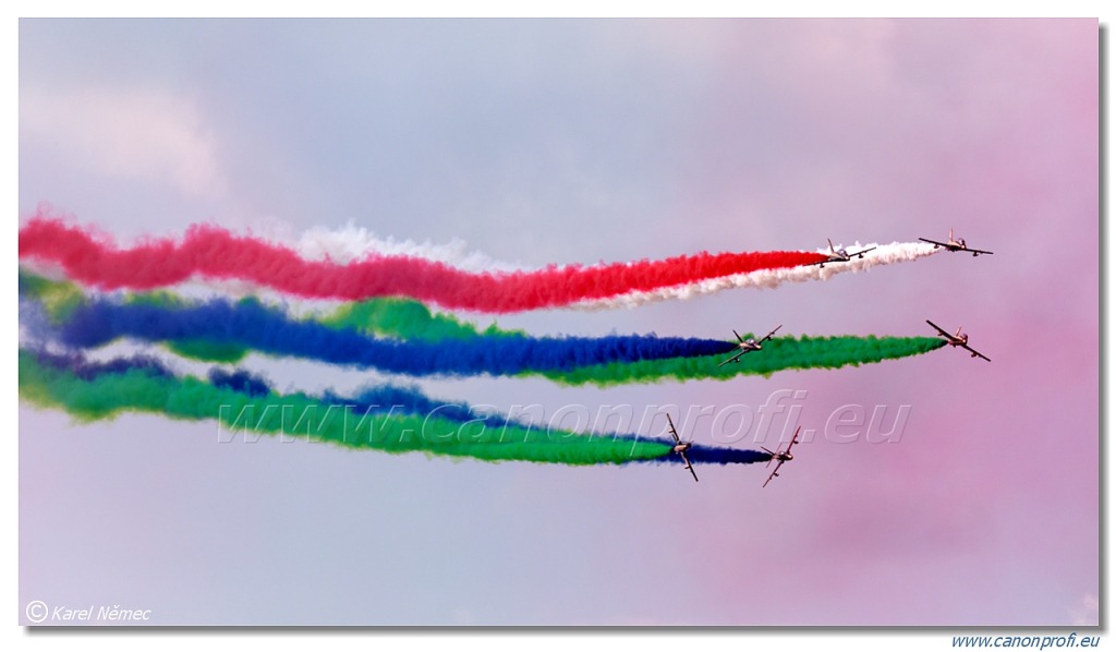 Al Fursan UAE aerobatic display team (The Knights) – 7x Aermacchi MB-339NAT