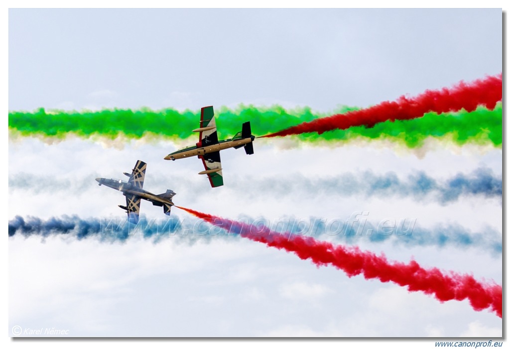 Al Fursan UAE aerobatic display team (The Knights) – 7x Aermacchi MB-339NAT