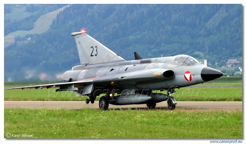 Austrian Air Firce - 6x Saab J35Ö Draken