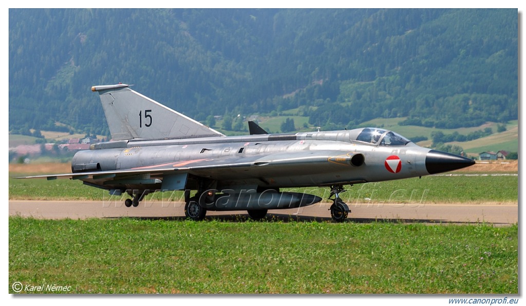 Austrian Air Firce - 6x Saab J35Ö Draken