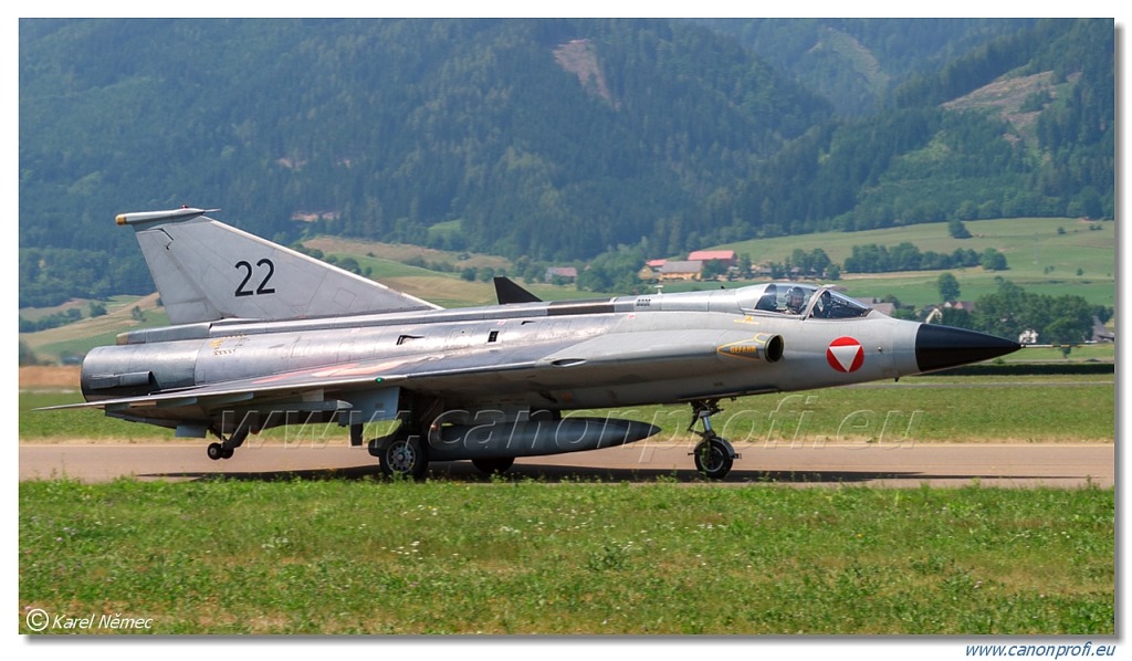 Austrian Air Firce - 6x Saab J35Ö Draken