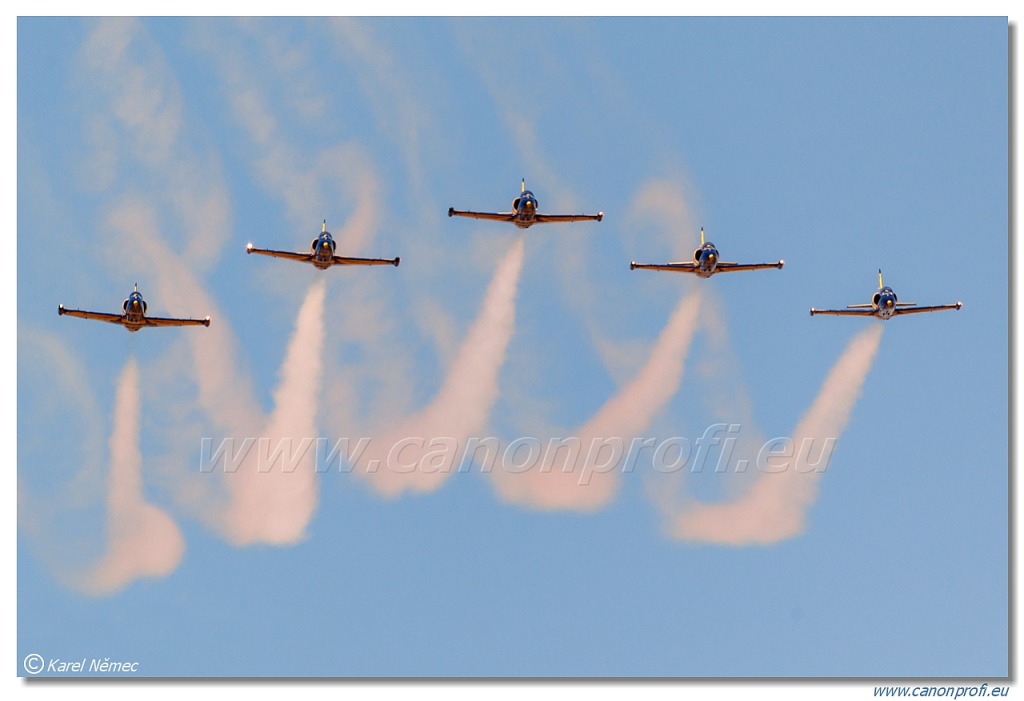 Baltic Bees Jet Team -  5x Aero L-39C Albatros