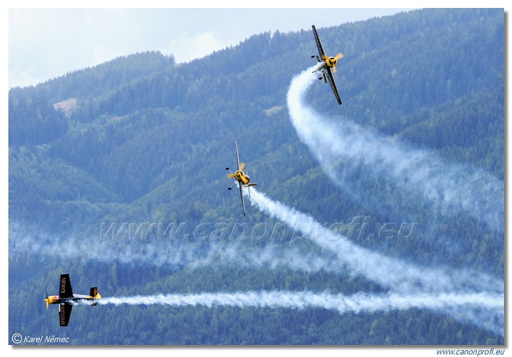 Breitling Eagles - 5x Sukhoi Su-29