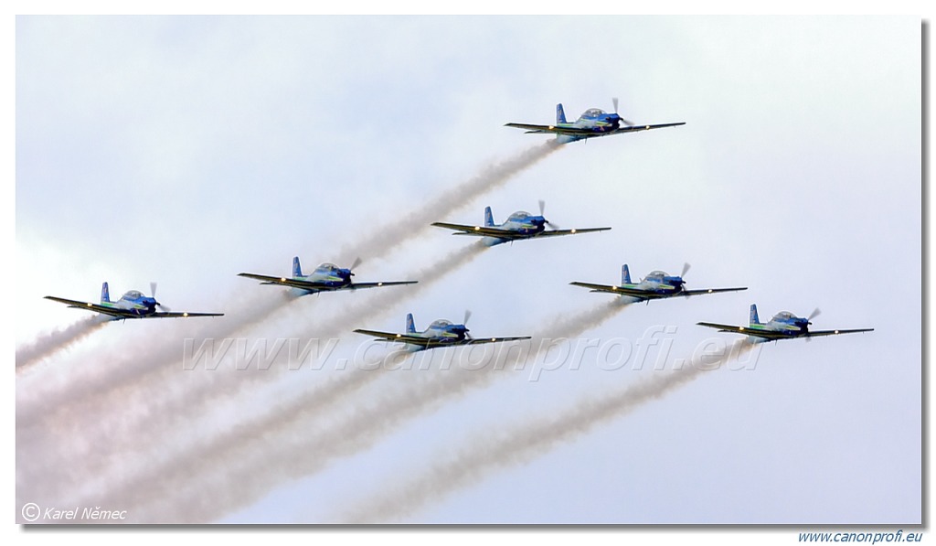 Esquadrliha da Fumaca (Smoke Squadron) - 7x Embraer EMB-314 (A-29 Super Tucano)