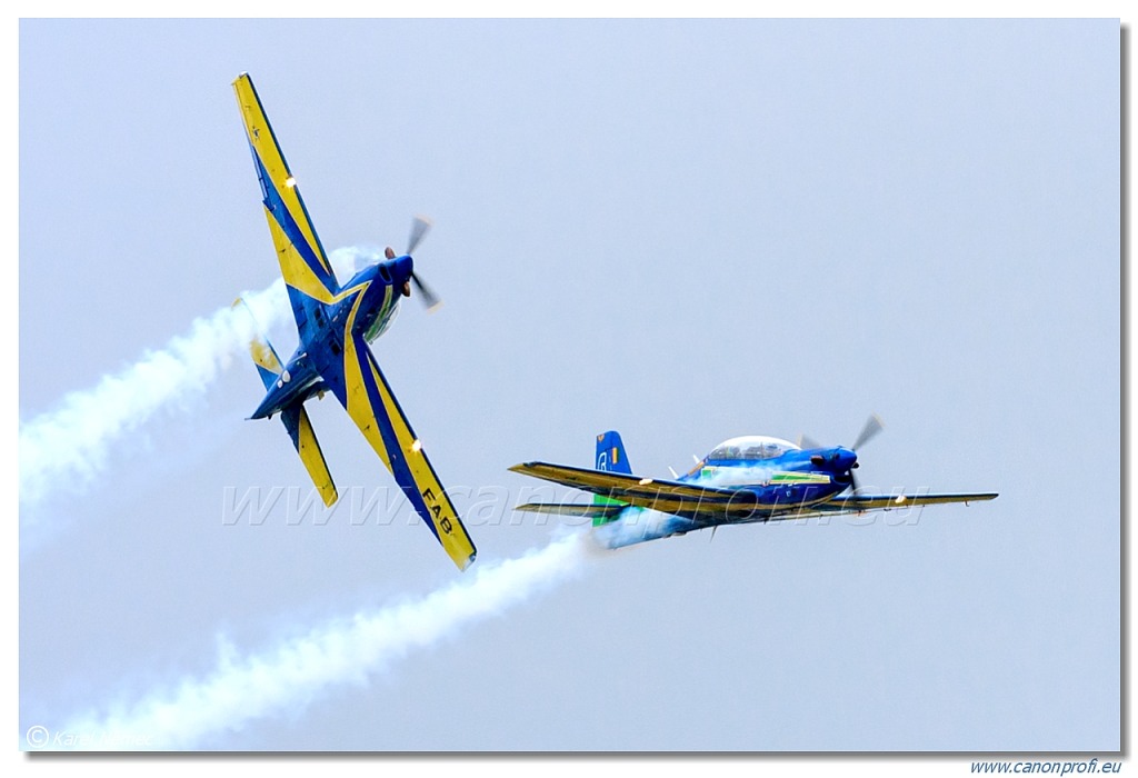 Esquadrliha da Fumaca (Smoke Squadron) - 7x Embraer EMB-314 (A-29 Super Tucano)