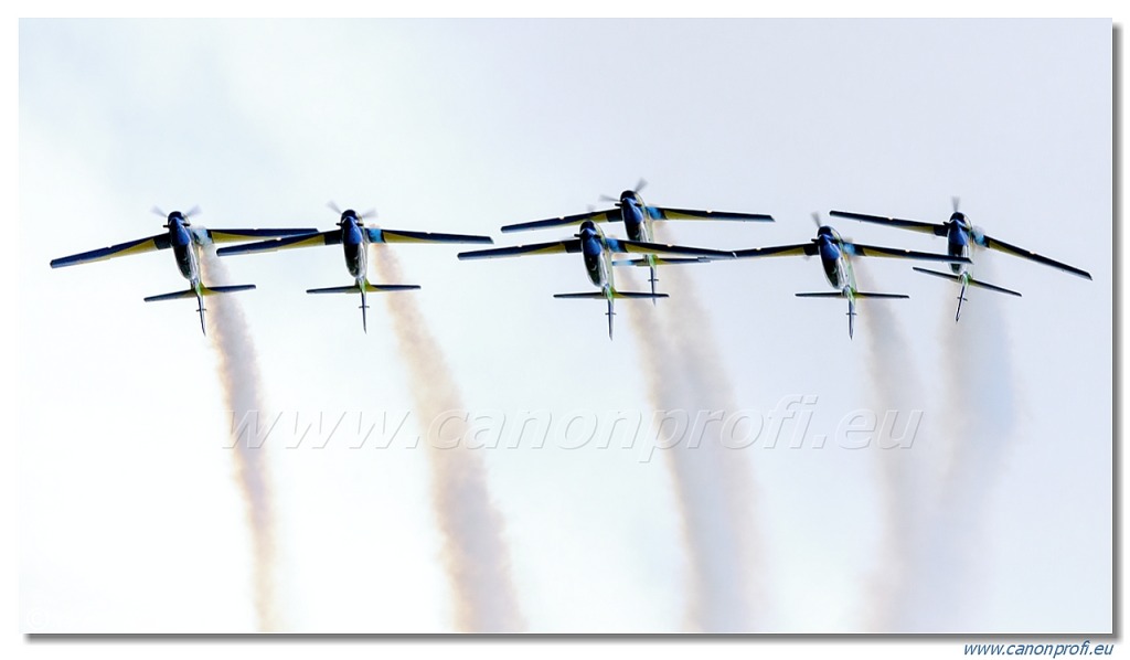 Esquadrliha da Fumaca (Smoke Squadron) - 7x Embraer EMB-314 (A-29 Super Tucano)