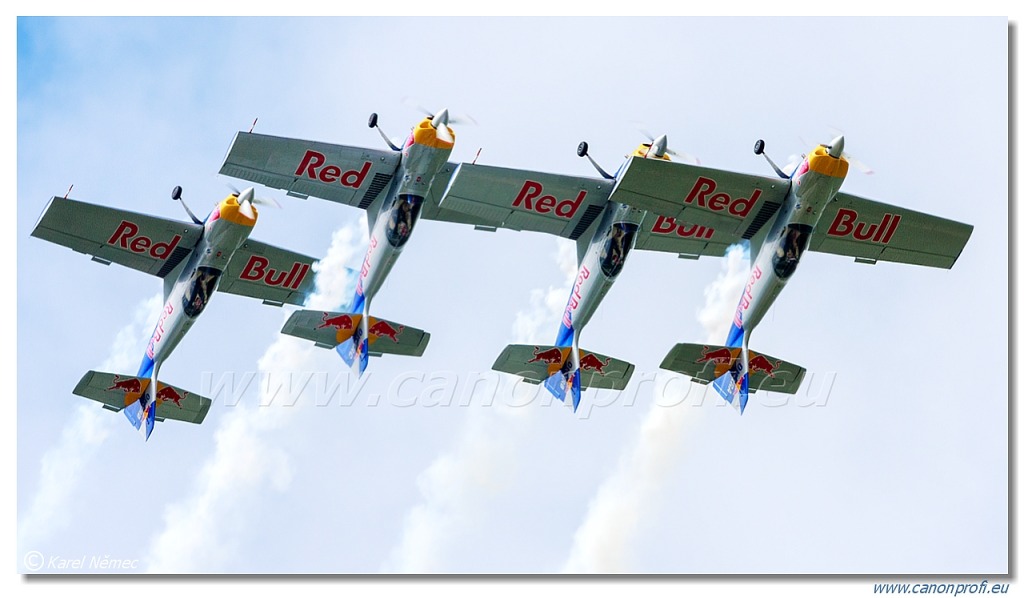 Flying Bulls Aerobatics Team - 4x Zlin Z-50LX