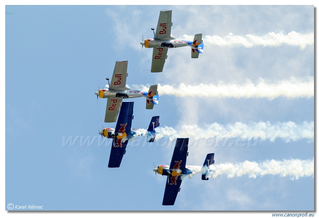 Flying Bulls Aerobatics Team - 4x Zlin Z-50LX