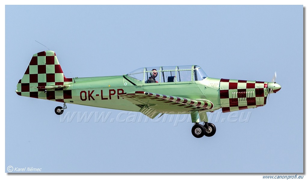 Follow-me - 3x Zlin Z-226MS + 1x Z-326MF