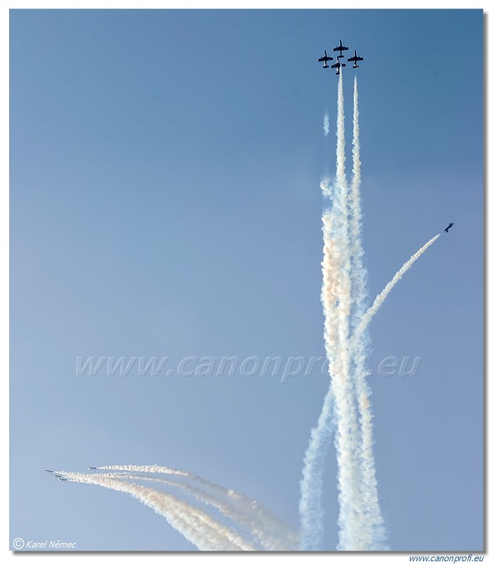 Frecce Tricolori - 9x Aermacchi MB-339-A/PAN