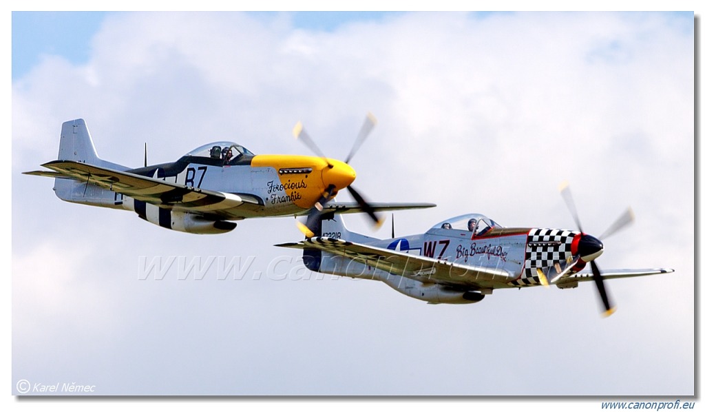 Horsemen Flight Team – 3x North American P-51D Mustang