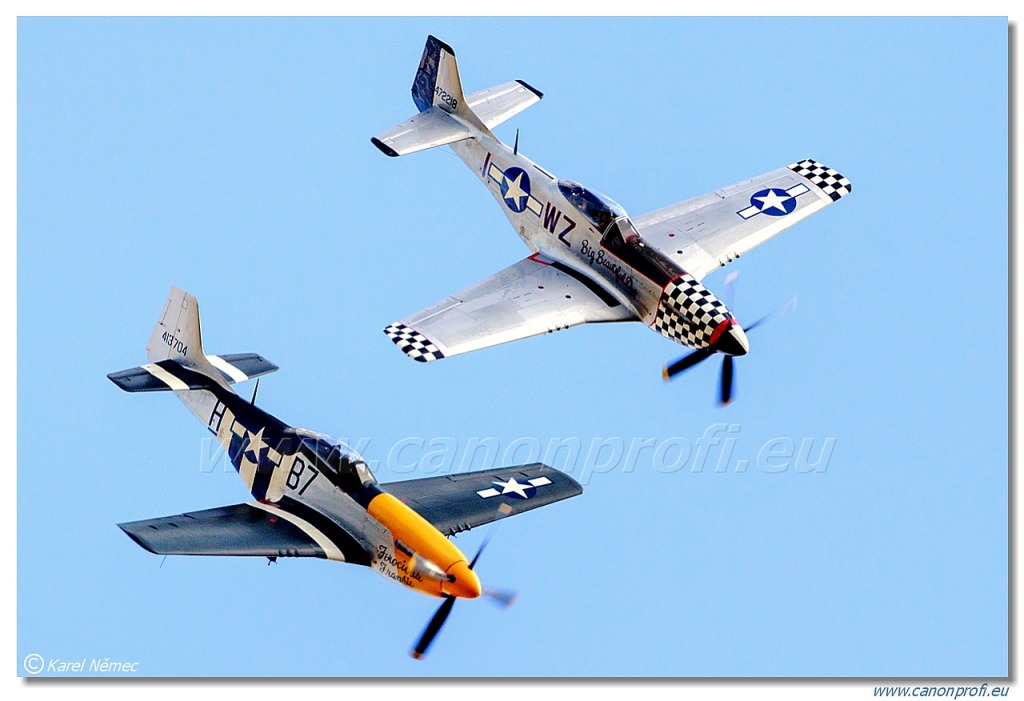 Horsemen Flight Team – 3x North American P-51D Mustang