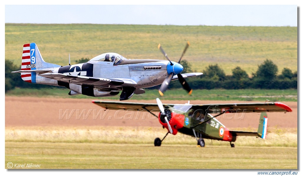 Horsemen Flight Team – 3x North American P-51D Mustang