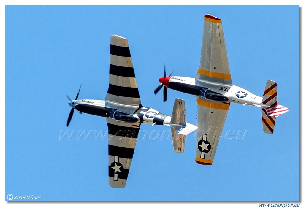 Horsemen Flight Team – 3x North American P-51D Mustang