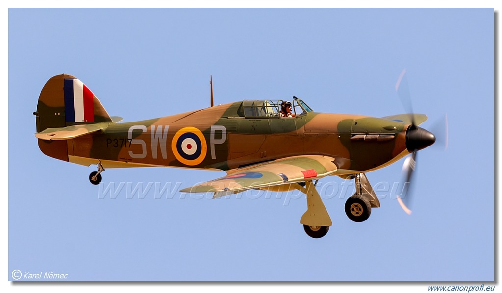 Battle of Britain Memorial Flight - 4x Hurricanes