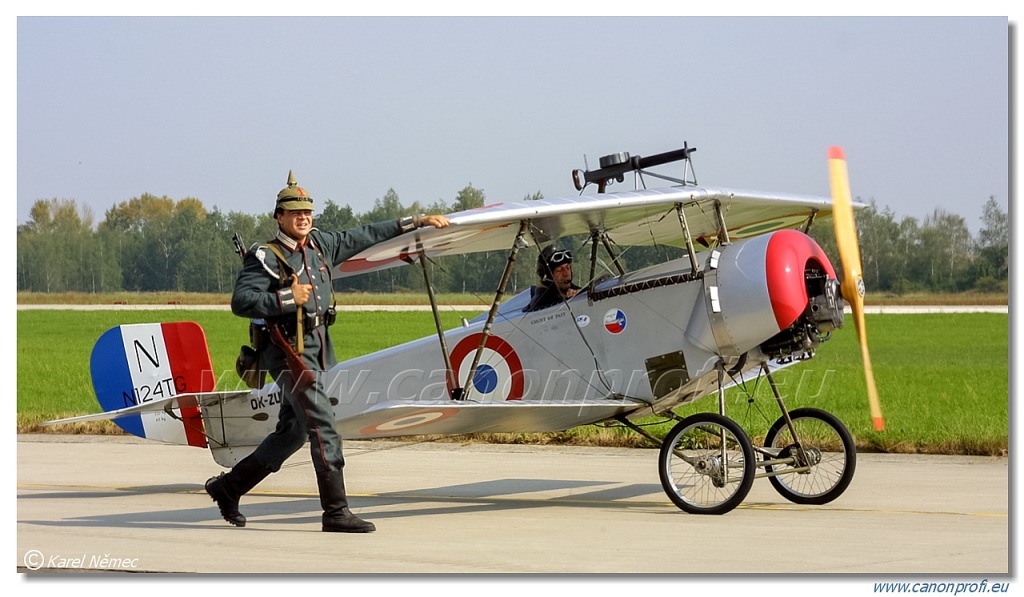 Létající cirkus (Flying Circus)