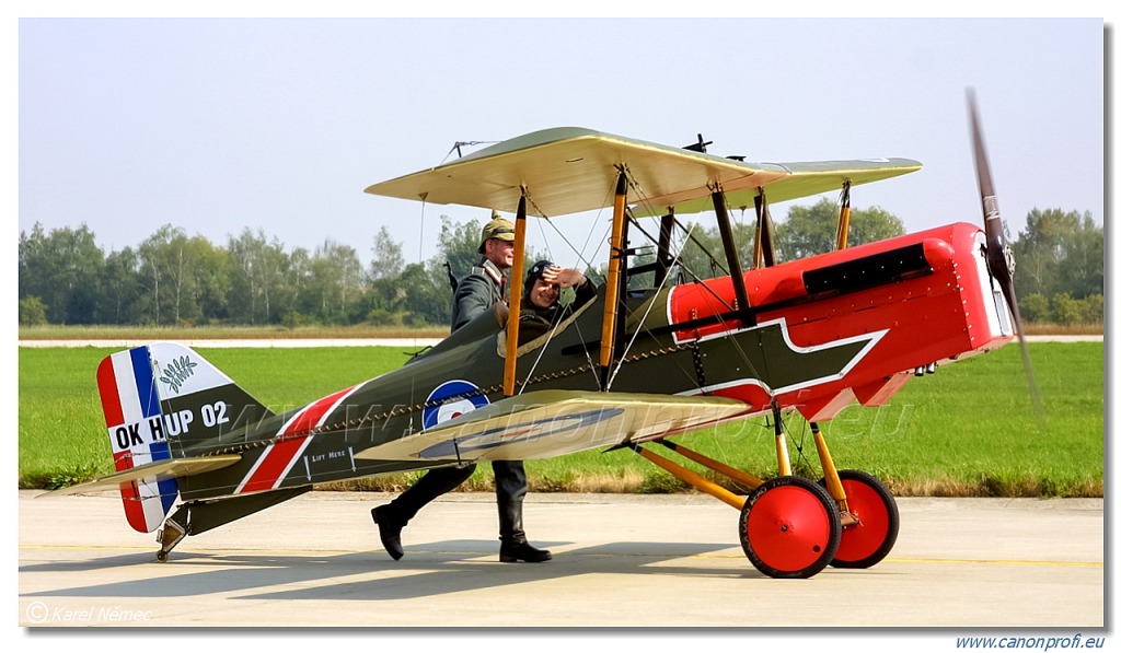 Létající cirkus (Flying Circus)