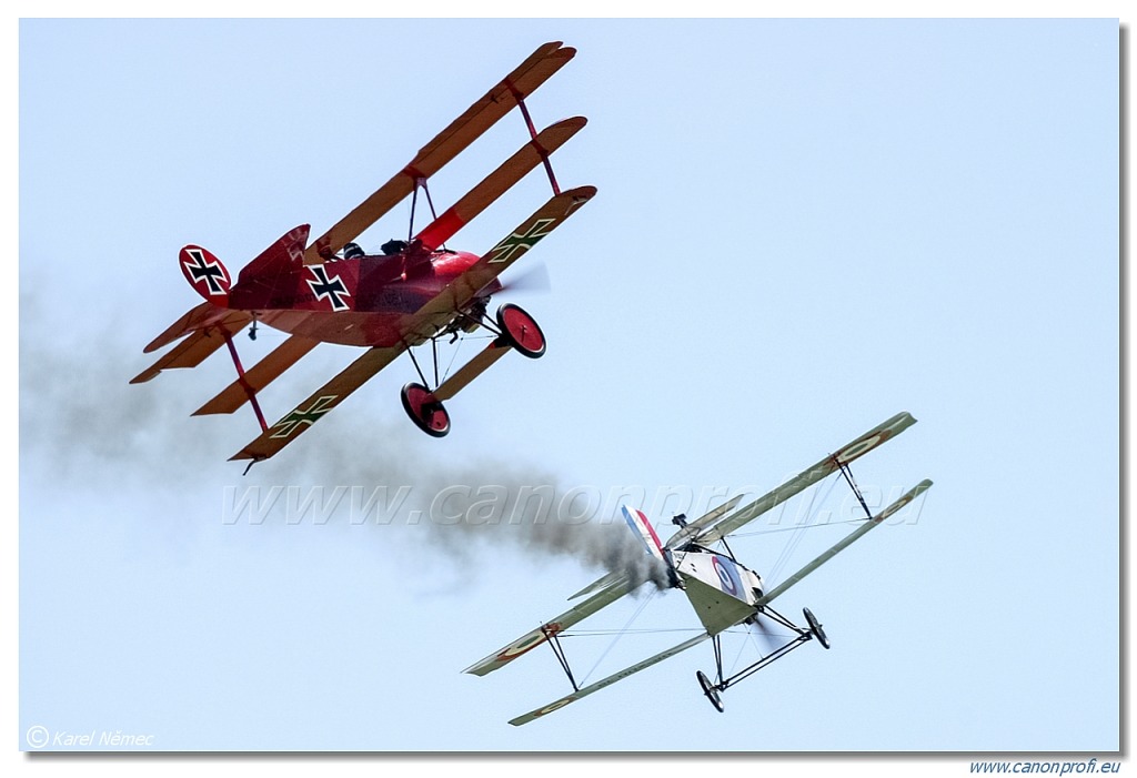 Létající cirkus (Flying Circus)