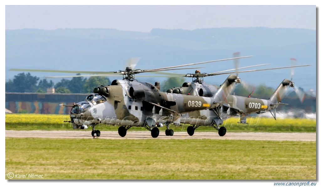 Skupina Mi-24 - 2x Mil Mi-24