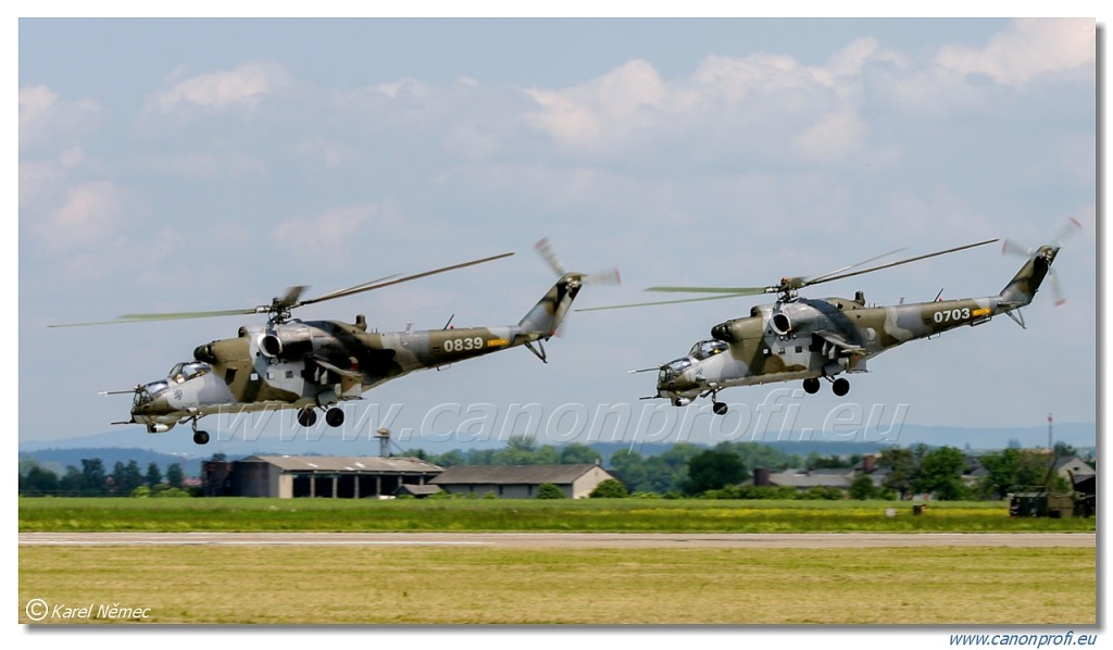 Skupina Mi-24 - 2x Mil Mi-24